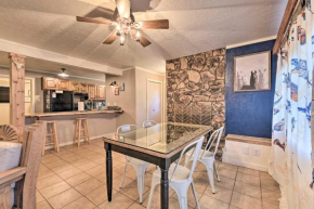 Cozy Angel Fire Condo half Mi to Ski Resort!